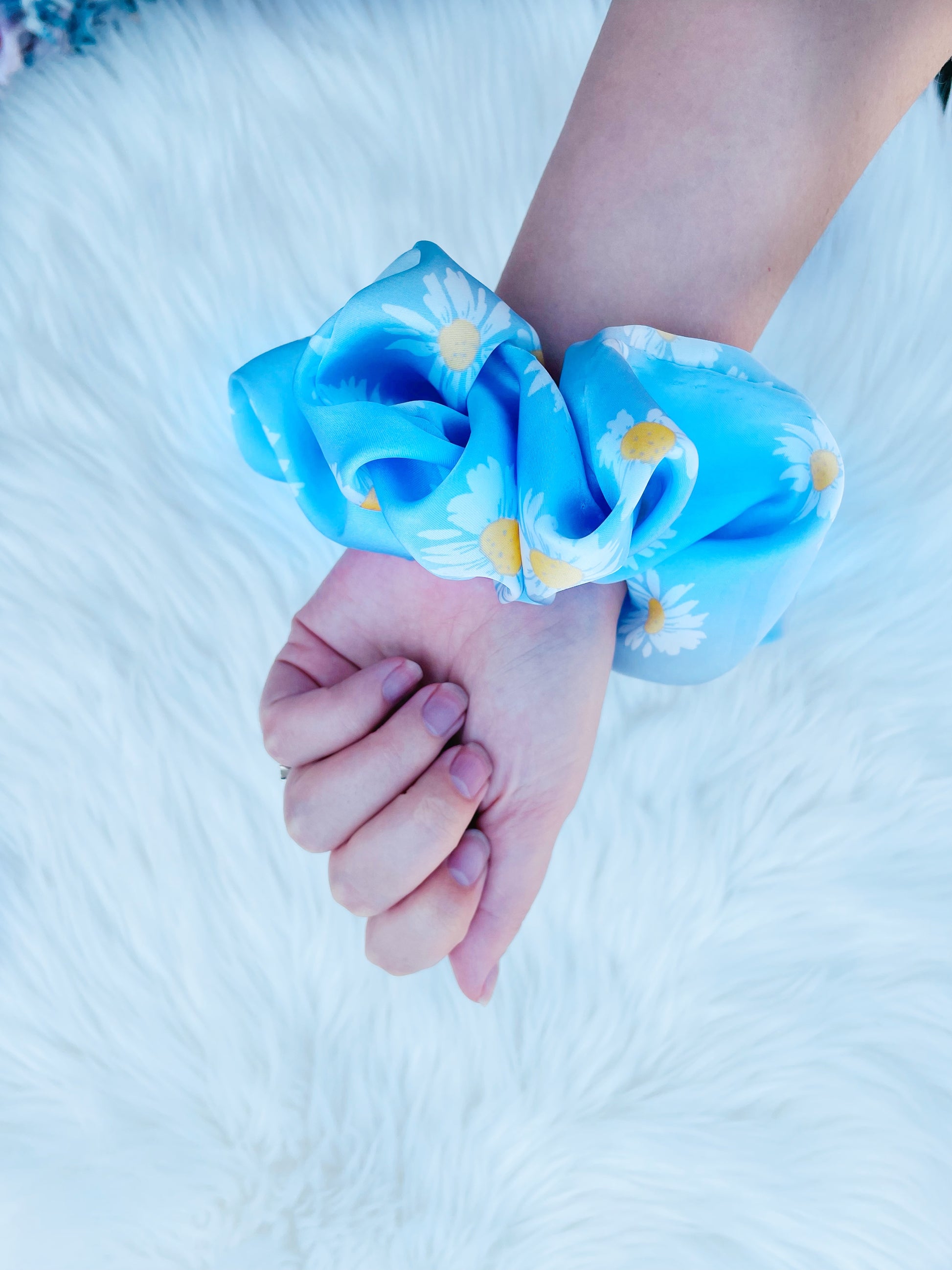 DAKOTA| EMI AND CO | floral satin scrunchies 