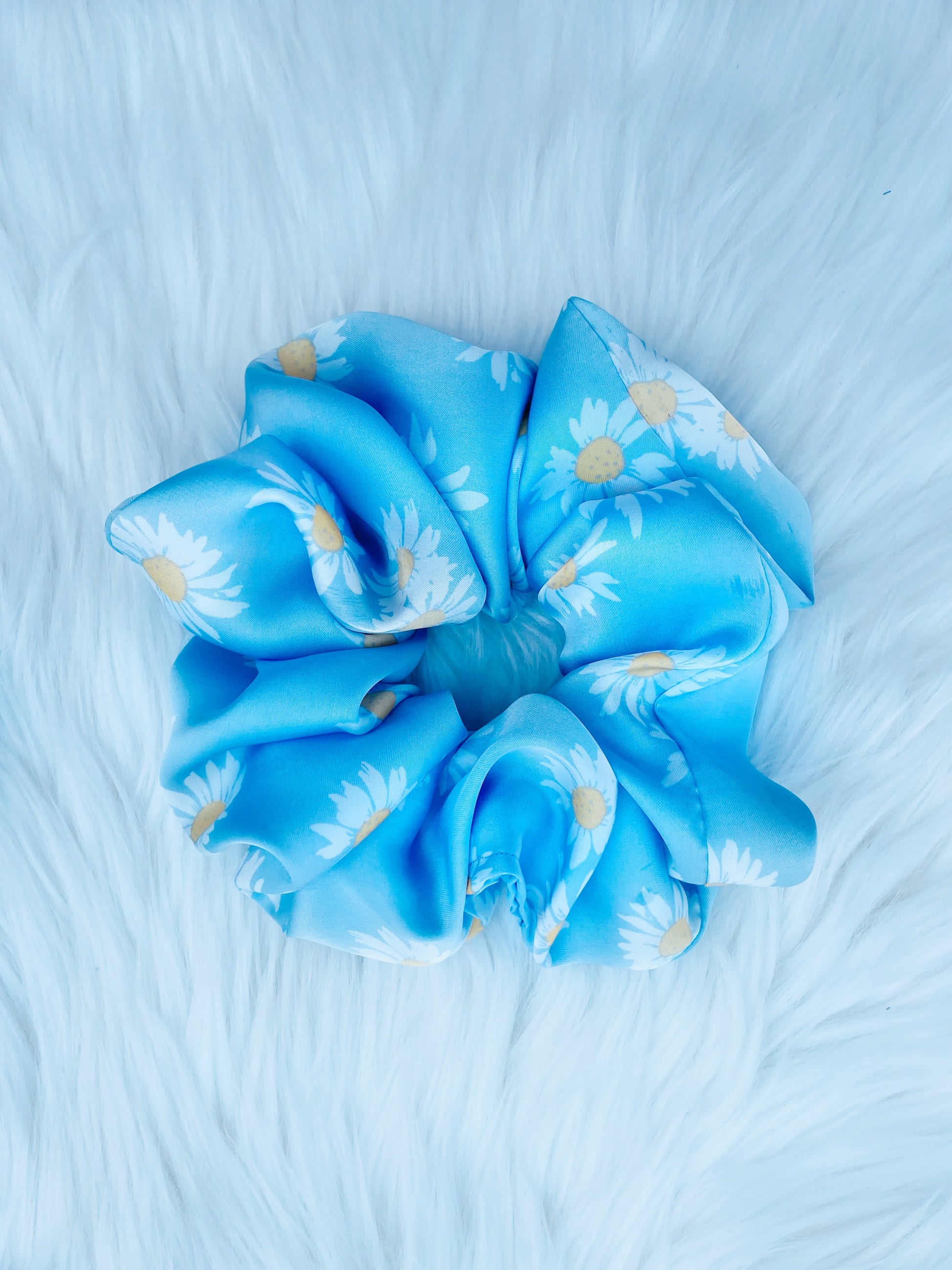 DAKOTA| EMI AND CO | blue floral satin scrunchie 