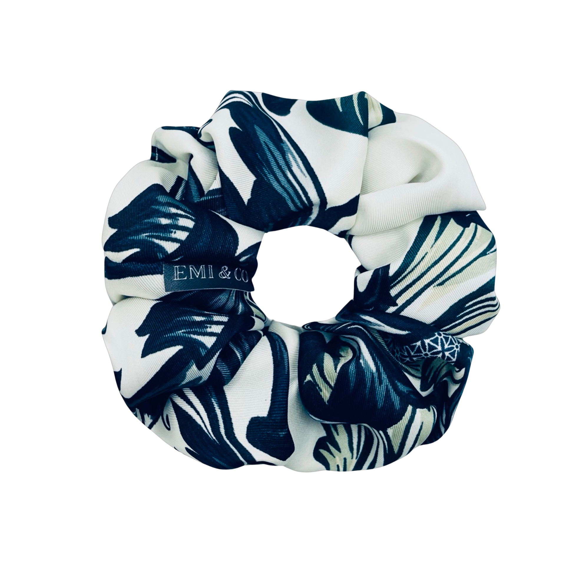 GUINEVERE|EMI AND CO| Black and white pattern scrunchie 