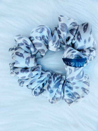 Leopard print mini satin scrunchie| EMI AND CO | AMITY MINI 