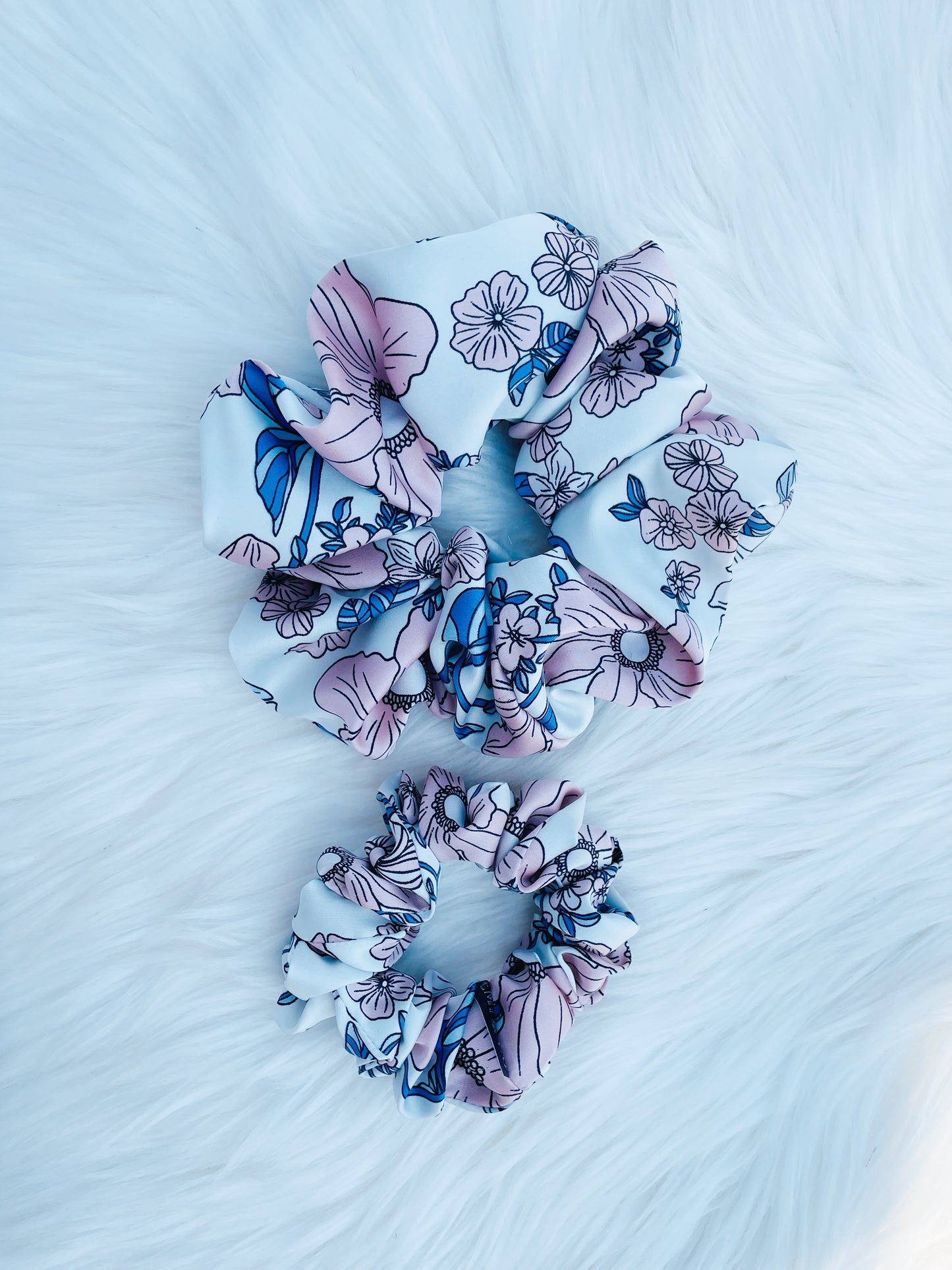 EMALINE MINI | EMI AND CO | floral blue and pink scrunchies 