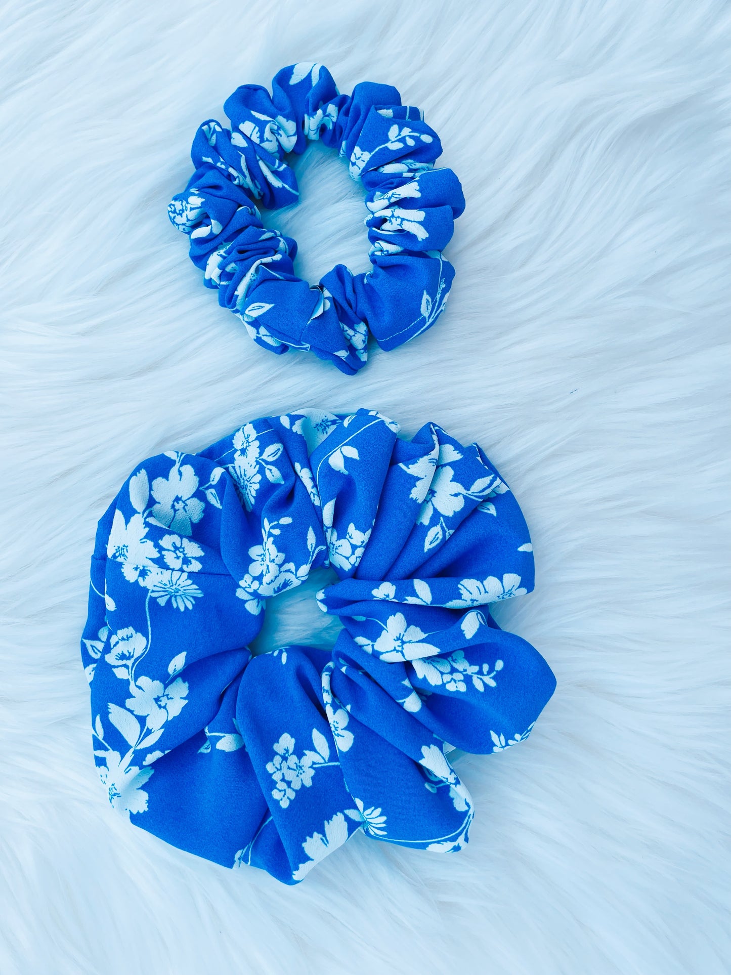 DOROTHY | EMI AND CO| blue and white floral scrunchies