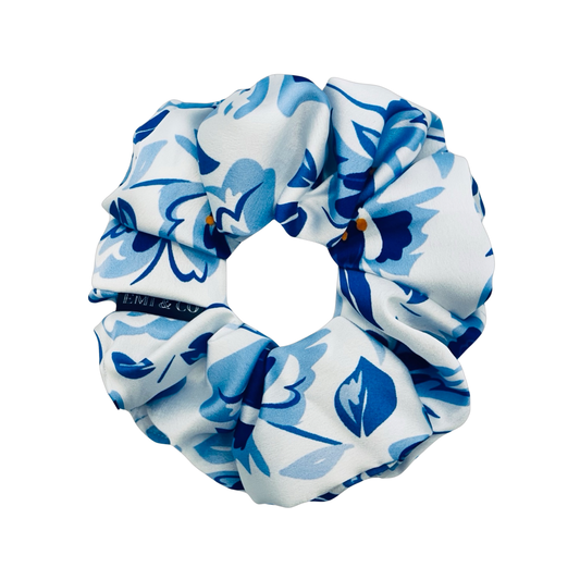 SHILOH| EMI AND CO| floral blue scrunchie