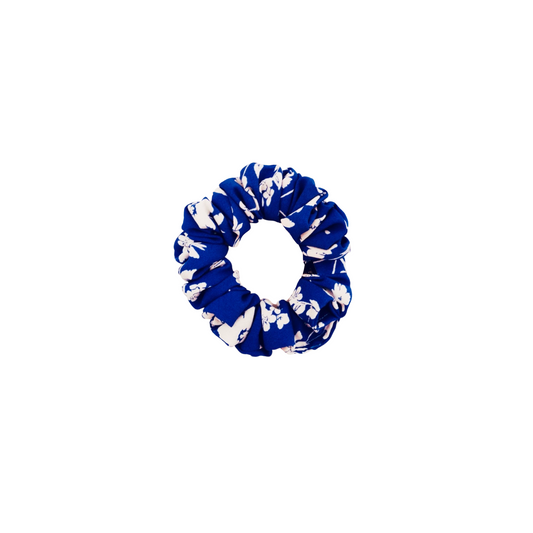 DOROTHY MINI | EMI AND CO | mini blue and white floral scrunchie