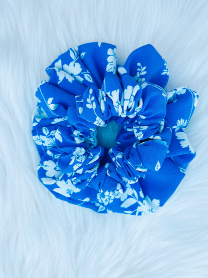 DOROTHY | EMI AND CO | blue and white floral scrunchies