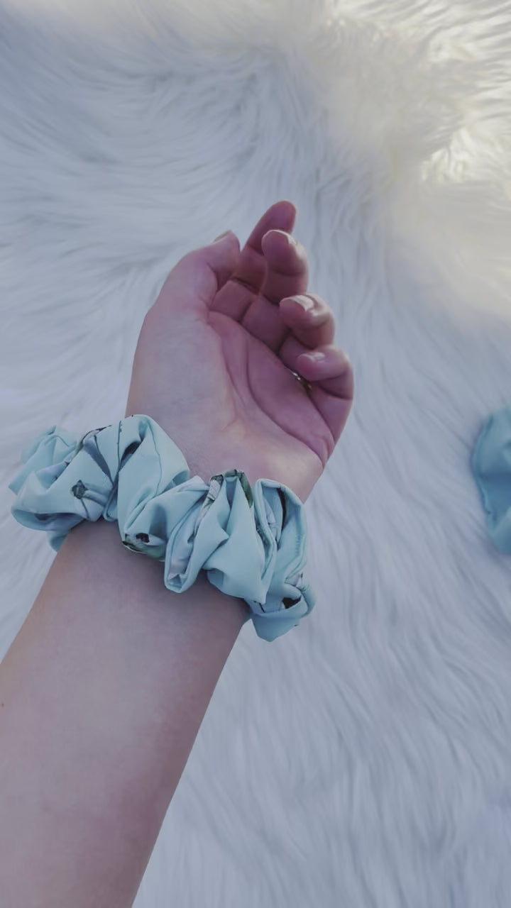 JOAN MINI| EMI AND CO | mini green floral scrunchie on wrist 