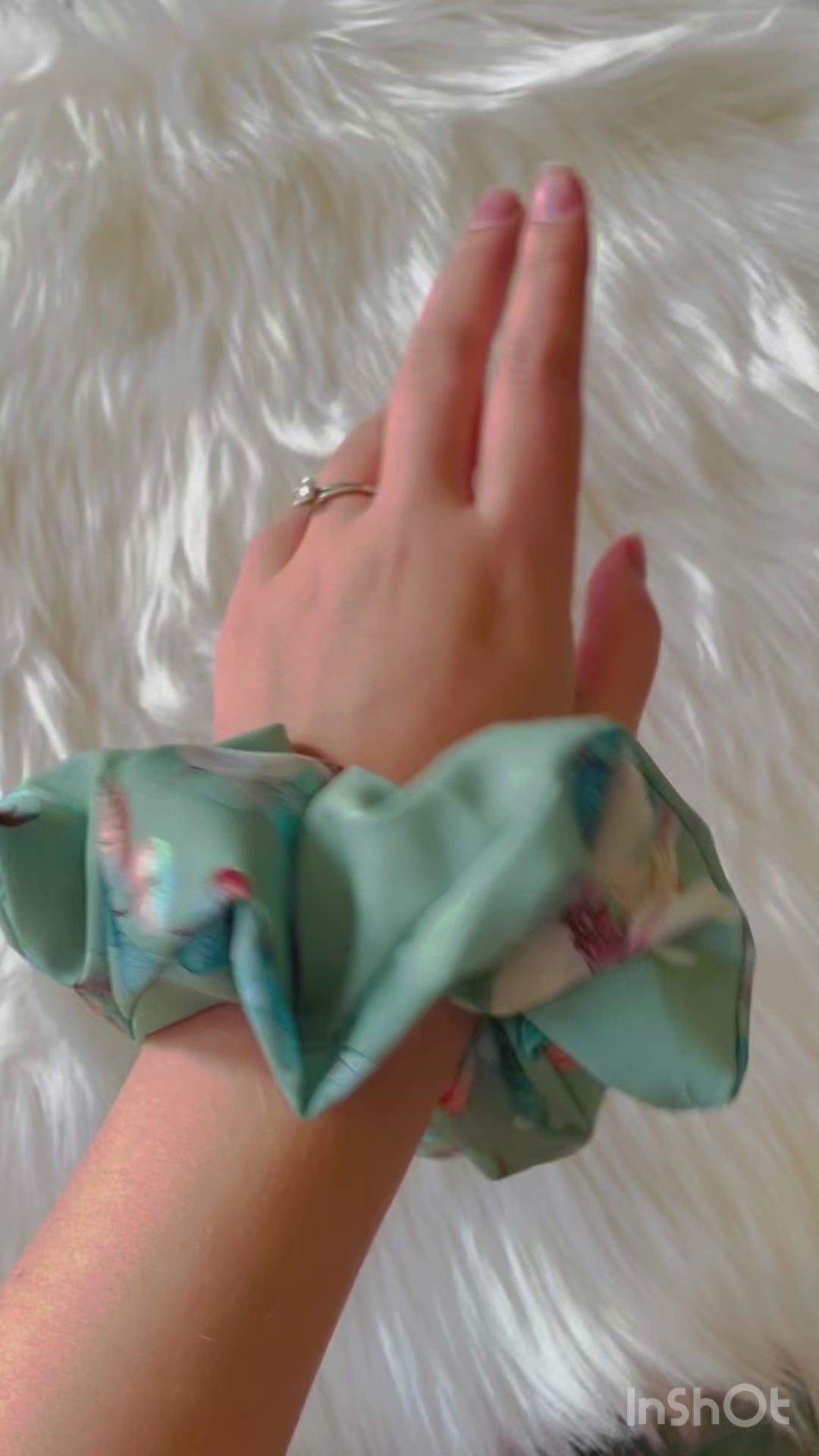 TRUDI| EMI AND CO| floral blue scrunchie on wrist 