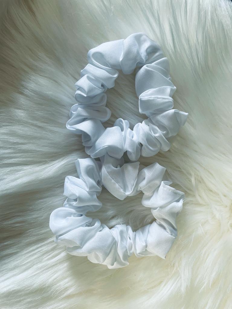 HUMBLE | EMI & CO | mini white scrunchies aesthetic 