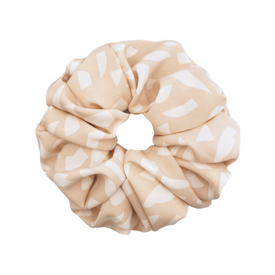 GIANNA | EMI & CO | patterned oversized cream scrunchie 