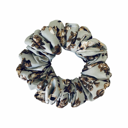 NADIA MINI | EMI & CO | mini floral grey scrunchie