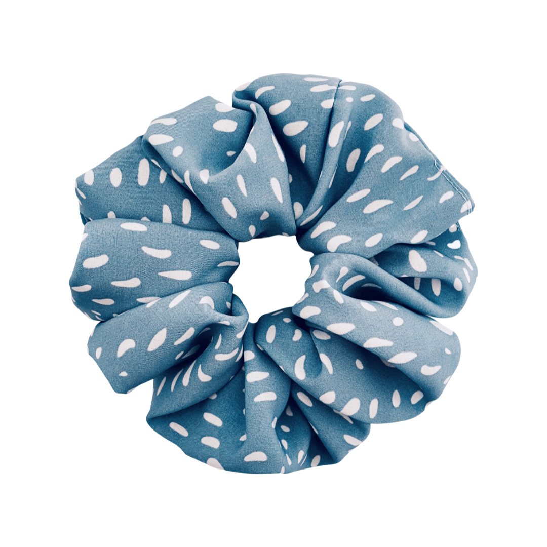 CLAIRE | EMI & CO | blue polka dot scrunchie